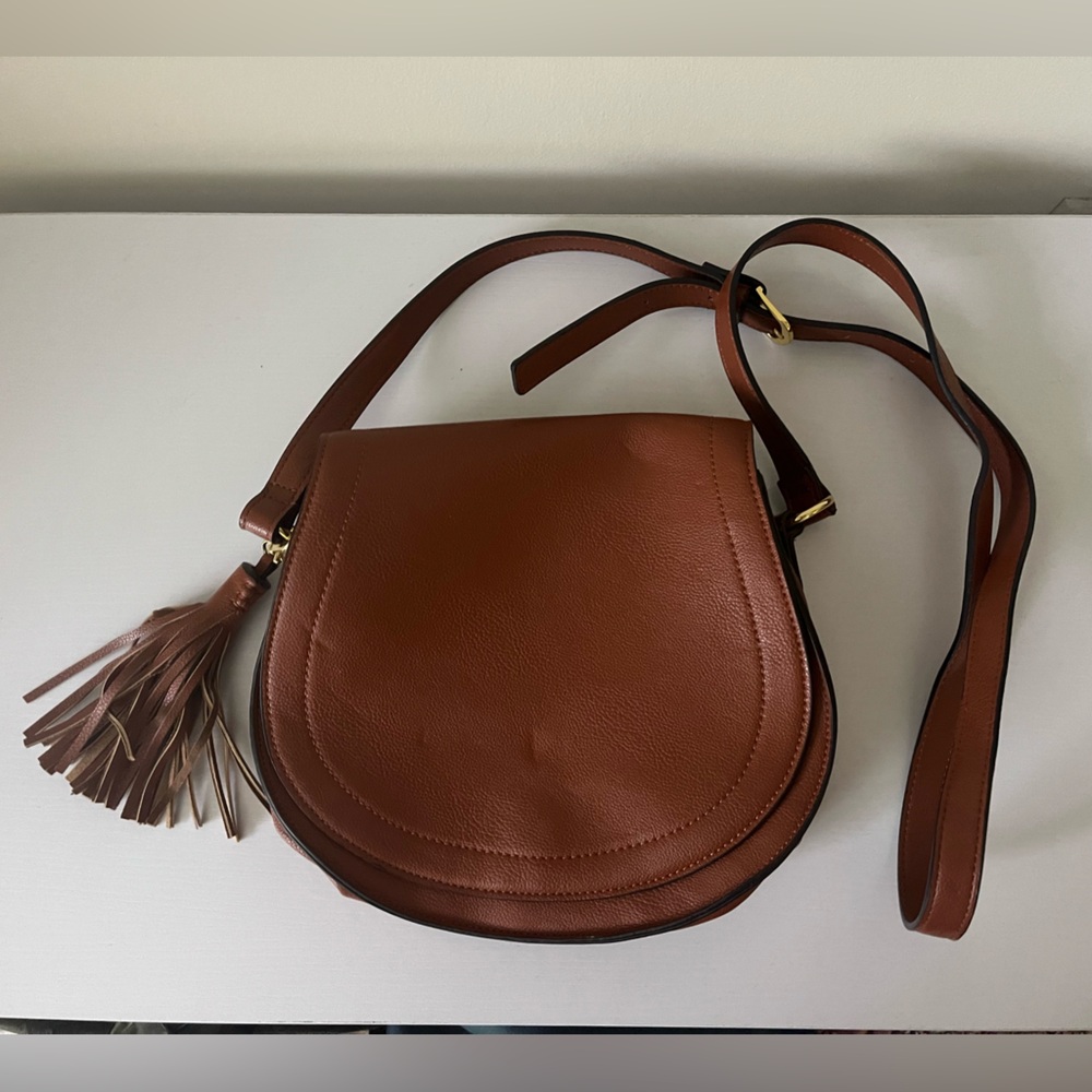 Old Navy Camel Saddle Crossbody Bag
